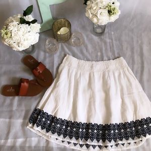 Stretchy waist skirt